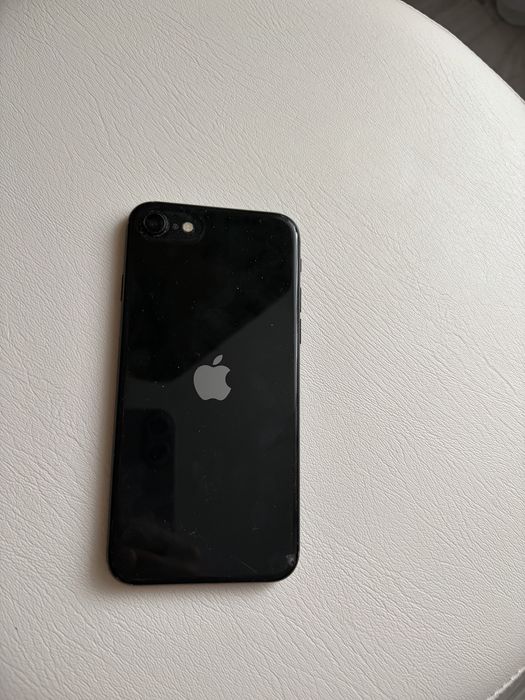 IPhone SE2 память 64ГБ