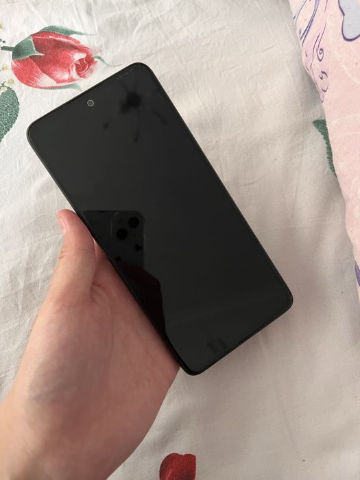 Note 12R Redmi srochno sotiladi