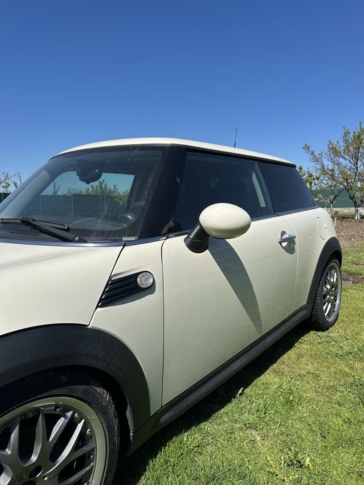 Vand Minicooper one /70.000 km
