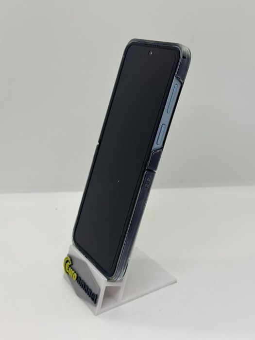 Telefon mobil Samsung Galaxy Z Flip6, 12GB RAM, 256GB -A-