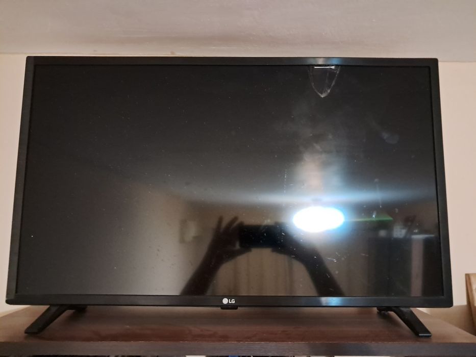 Продава се телевизор на части