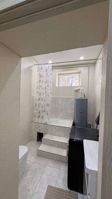 Дом в на Ракате 4 сотог. 3 комнатный дом  за 1000 у.е