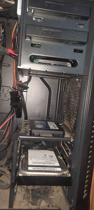 pc complet procesor AMD RYZEN 5 1600x 3,6ghz