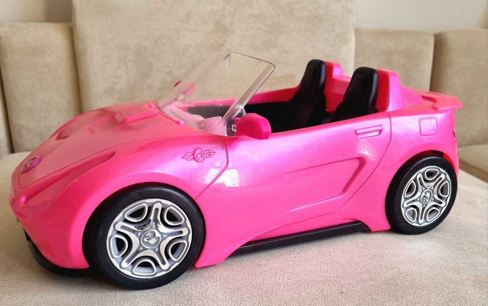 Барби кола и играчки от Леденото кралство 2 - гущерчето Саманта и Конч