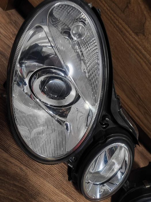 Фарове за Мерцедес W211 Е класа.Рециклирани и рециклаж на други модели