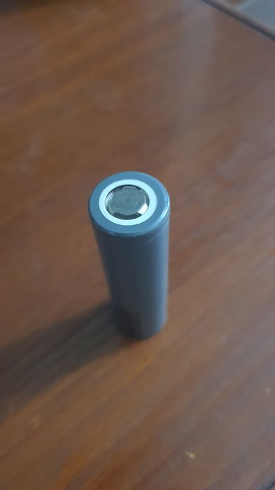 Продам оригинальные lg m26  аккумуляторы 2600 mah еще есть другие