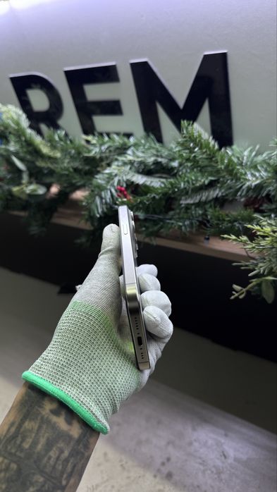 iPhone 15 Pro Titanium 128GB