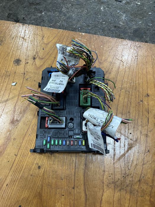 Citroen c4 picasso 2009година 1.6hdi 109кс BSI Модул