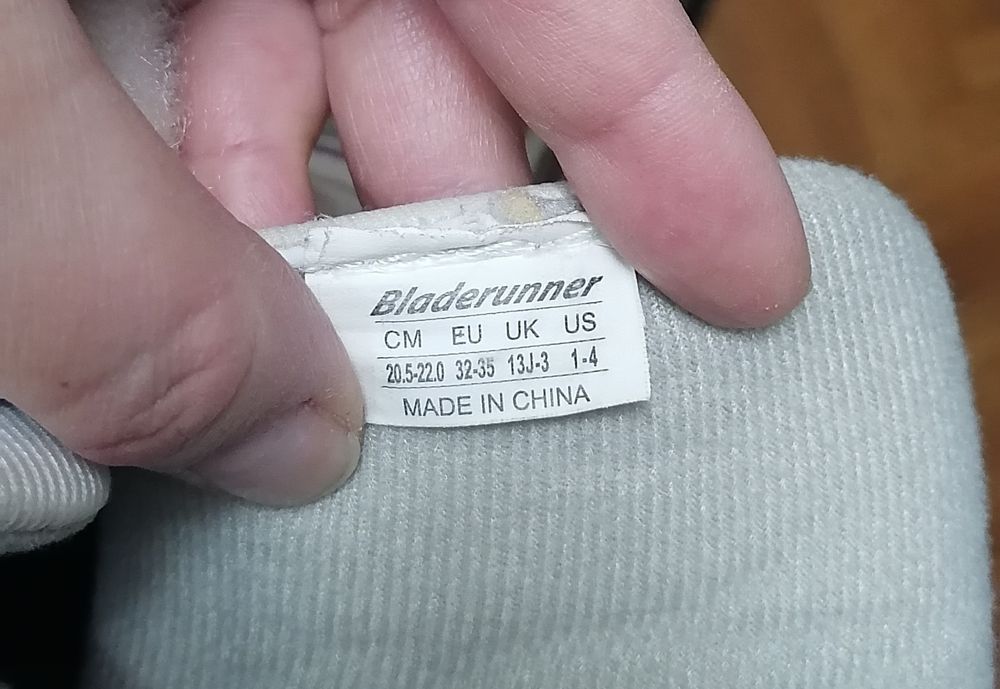 Детски ролери  BLADERUNNER  с регулиране на размера от 32 до 35 номер