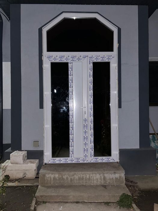 Realizez  Tâmplărie PVC