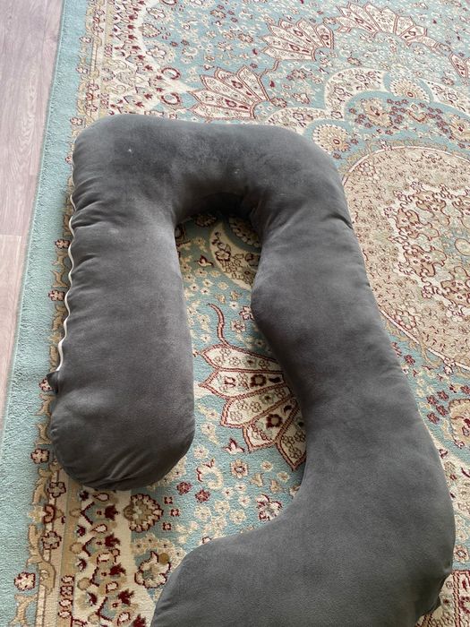 Беременныи ларға жастық