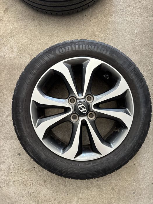 Джанти за Hyundai I10 4x100x15  с гуми Continental