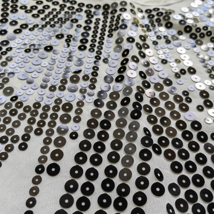 Бял потник с пайети