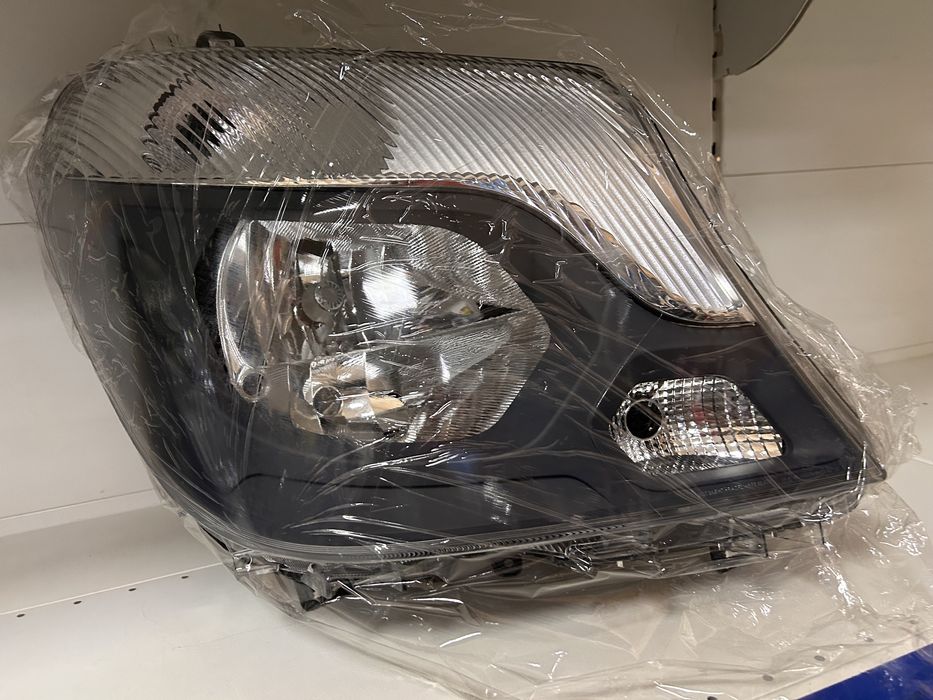 Фары Mersedes Sprinter рестайлинг