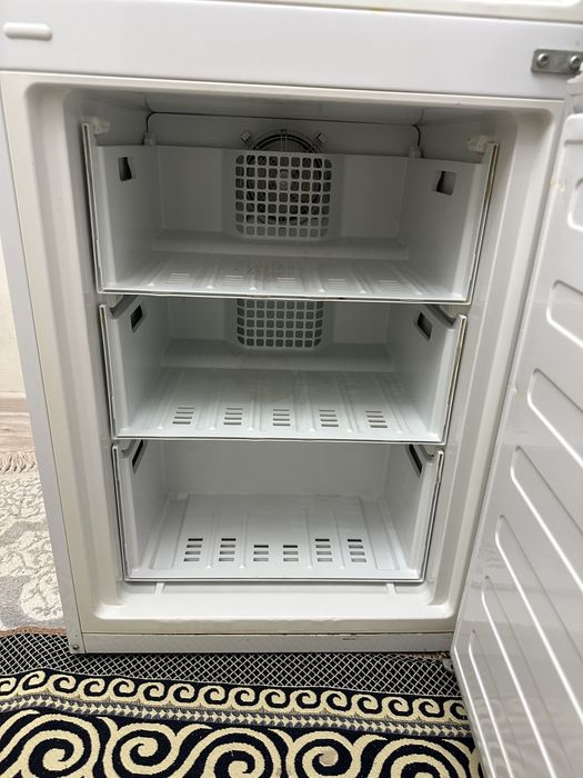 Холодильник Beko