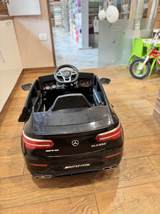 Акумулаторна Електрическа кола Mercedes glc