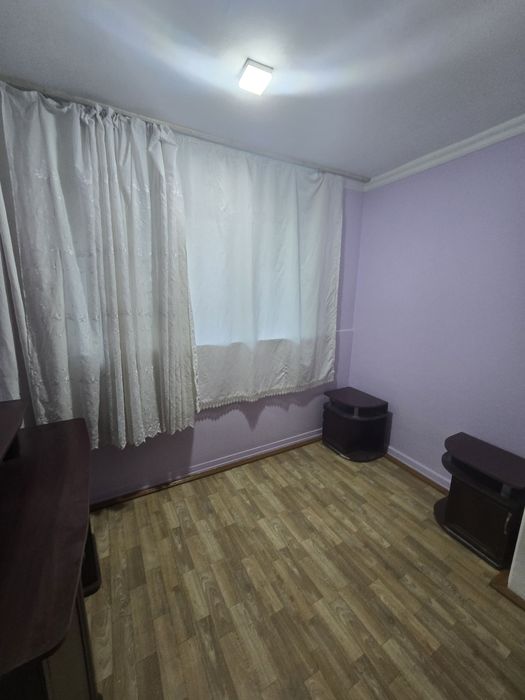 Аренда берилади 2 хона 4 этаж микрорайон