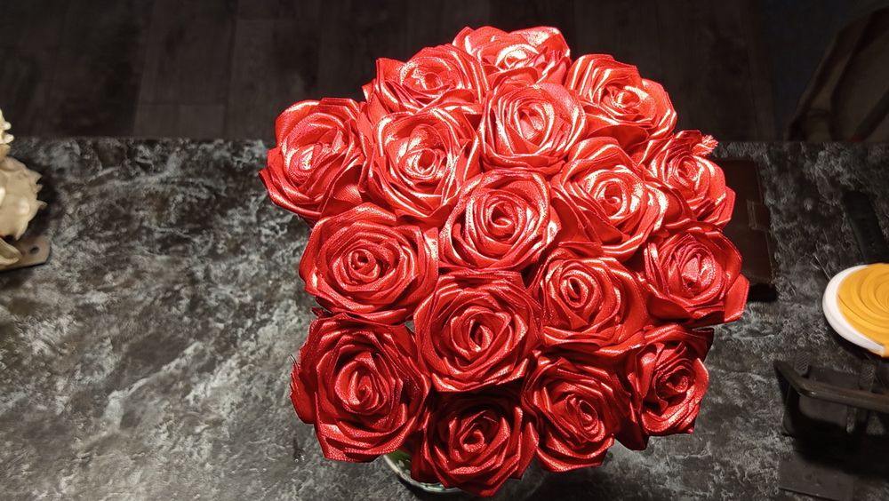 Букет из атлосной ленты