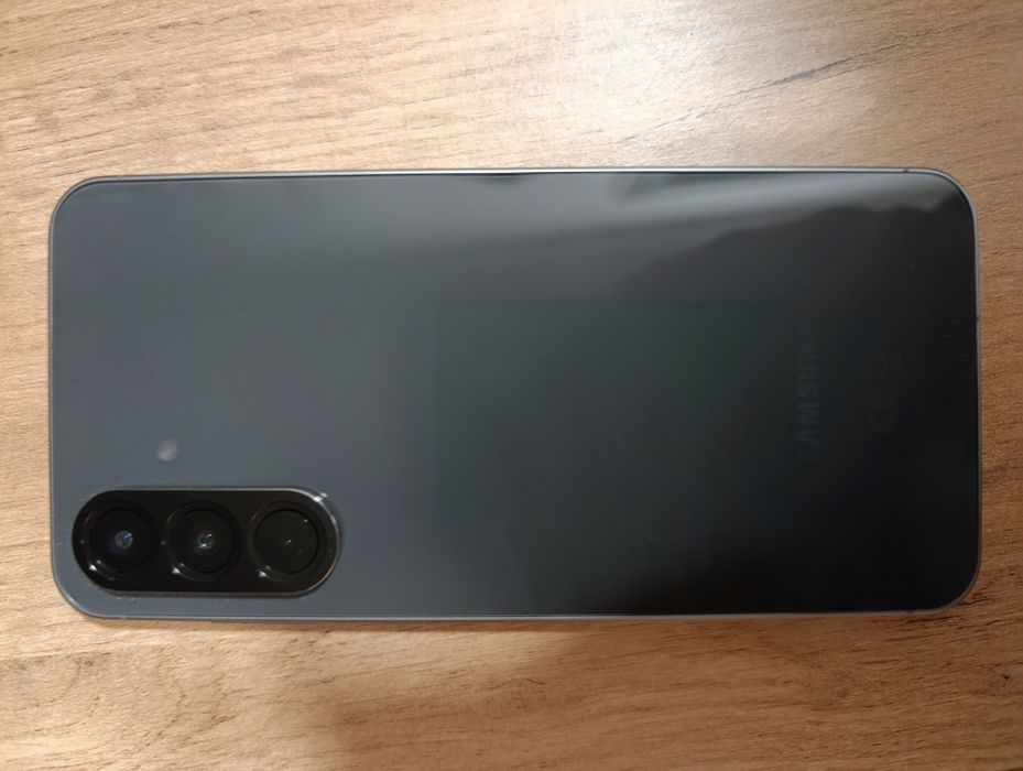 Vând telefon Samsung A56