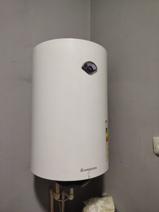 Ariston 80 litr, yangi, ideal.