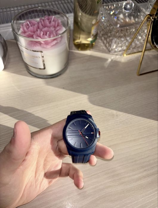 Часовник Tommy Hilfiger Austin - като нов!