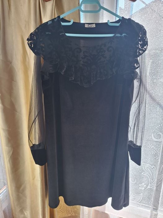 Rochie neagra din catifea