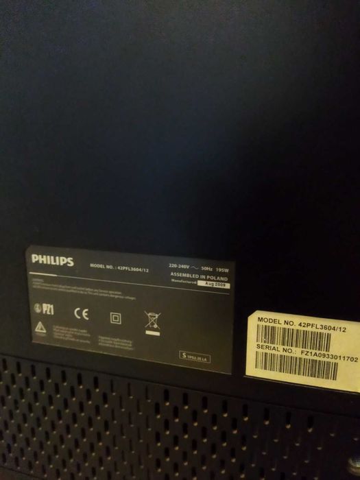 Телевизор 42" Philips 42PFL3604/12