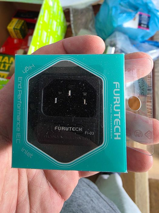 Conectori iec inlet, priza Furutech