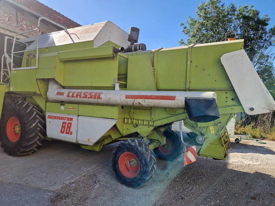 Combina Claas Dominator 88 S
