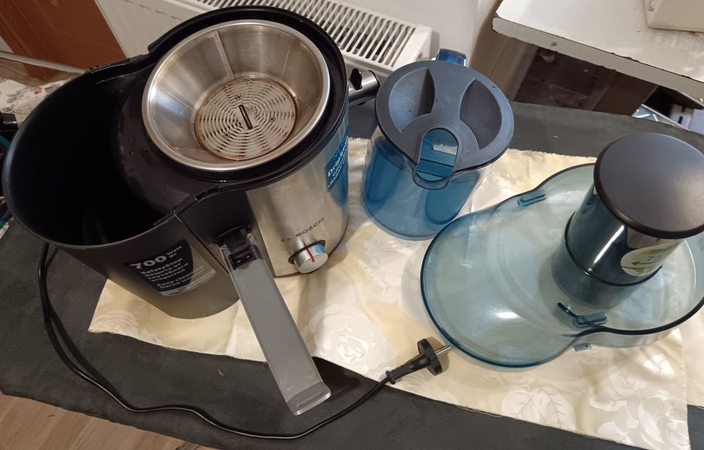 Aparat de stors fructe Bosch