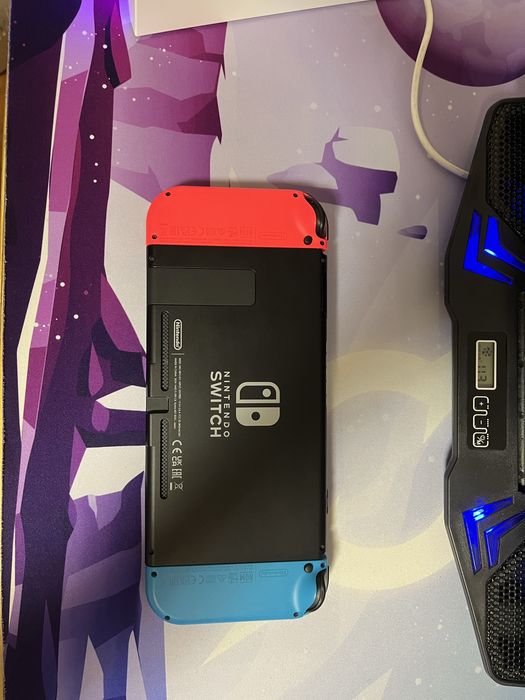 Vand nintendo switch impecabil