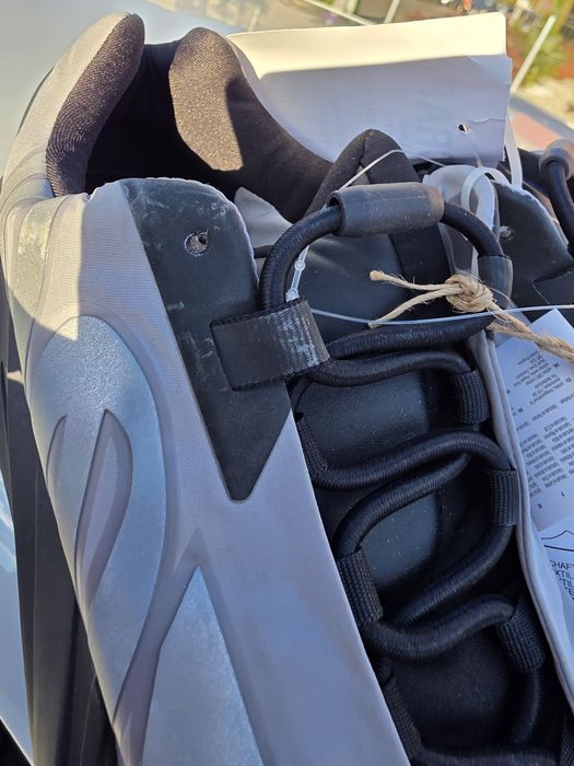 Adidas x Yeezy 700 nr 44.5 originali