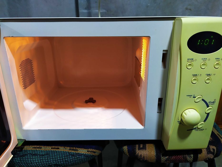 Микроволновая печь Vitek