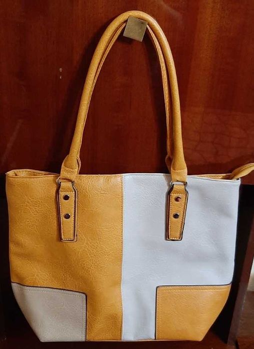 дамска чанта елегантна