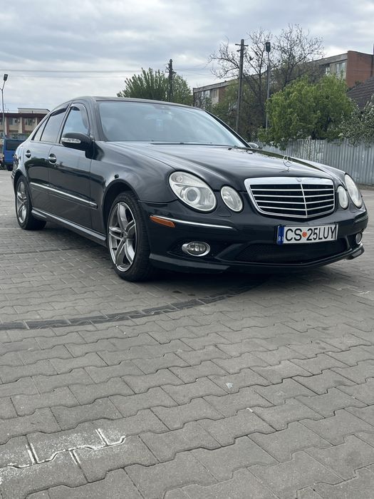 Mercedes Benz  E 2.7D