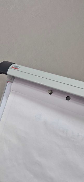 Продам Флипчарт б.у. 70х100