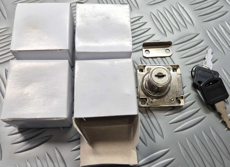 Ключалки за мебели 4бр