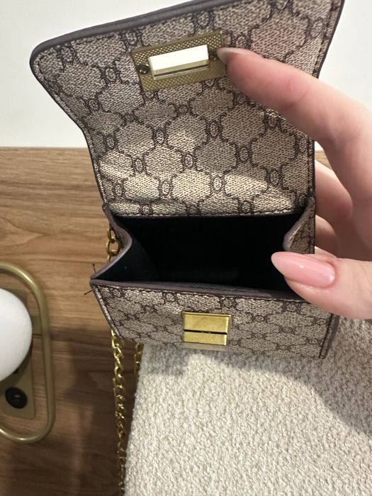 Мини чанти в кафяво и циклама