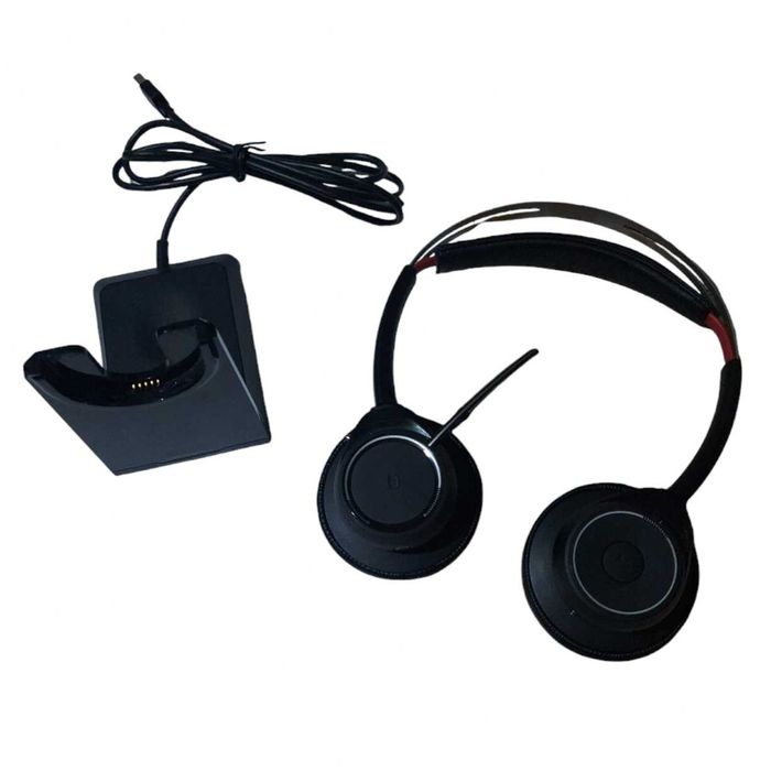 Професионални слушалки Plantronics Voyager Focus UC MS + стойка за бюро