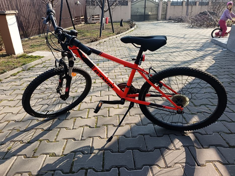 Vând bicicleta pentru copii