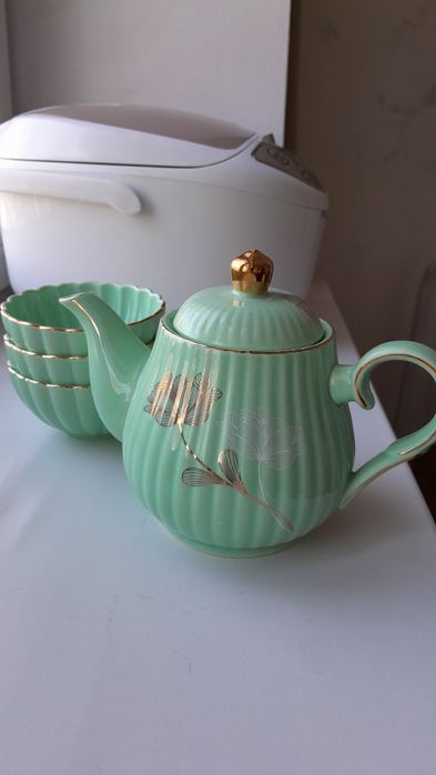 Чайник заварочный + 3 пиалы