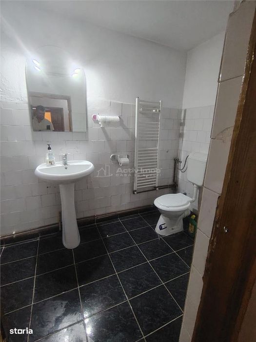 Etaj + Mansarda de vanzare | Targoviste - Zona Inspectoratului Scolar