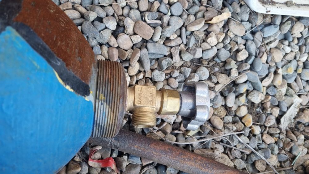 Продам кислородный баллон