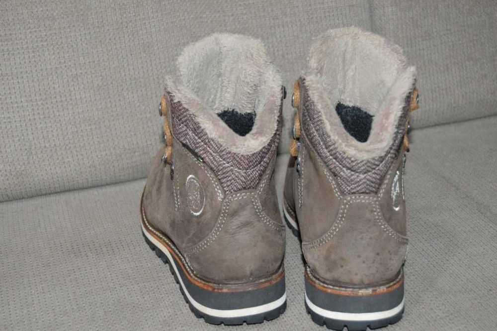 Ghete Iarna Lowa Dama Wendelstein Warm GTX 39.5 imblanite Vibram