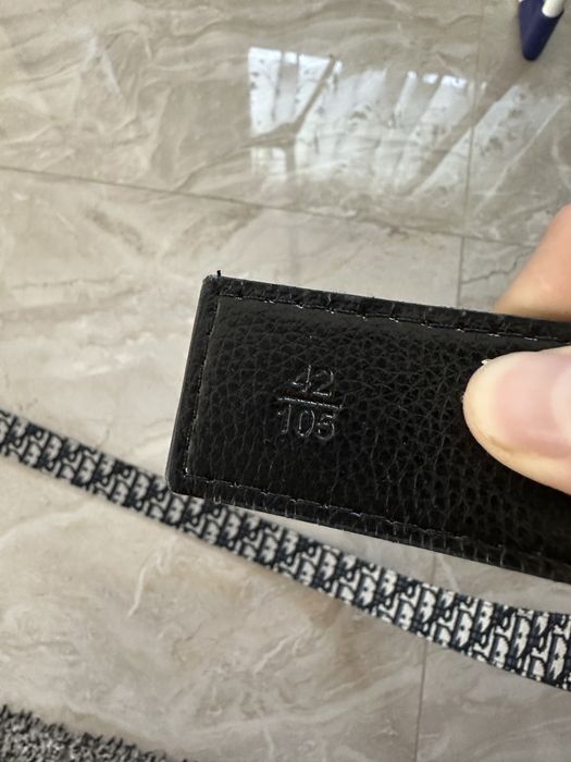 Curea Dior neagra