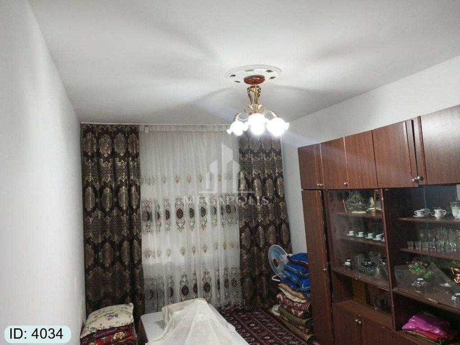 sharq 1 16 maktab tomonda  4 xonalik uy sotiladi №4034