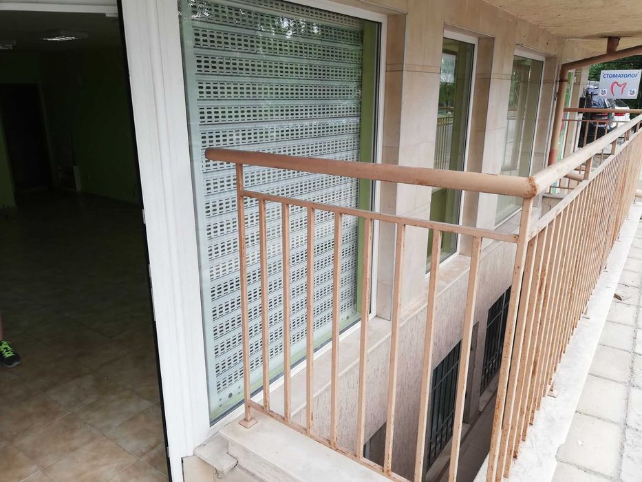 Отдавам под наем помещение на две нива