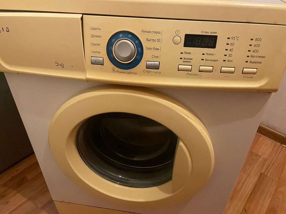 Продаю стиральную машину LG