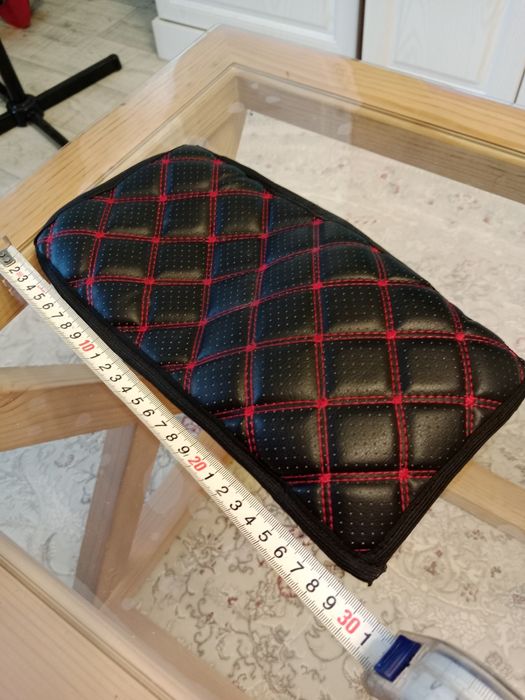 Накладка на подлокотник.