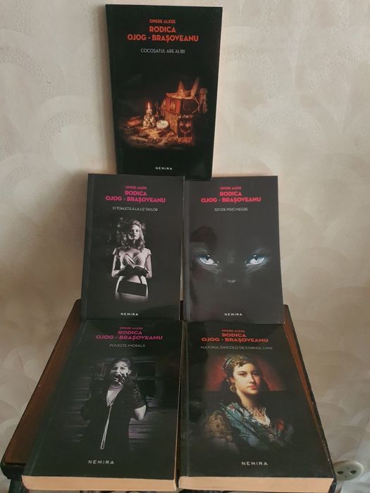 Curierul secret-Ioan Dan   si  Rodica Olog Brasoveanu  5 volume